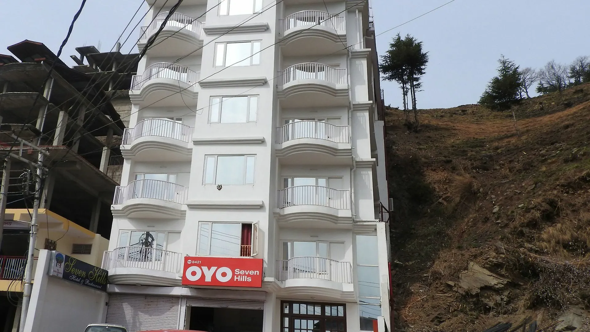 ***  Oyo 8421 Flagship Hotel Seven Hills Shimla India