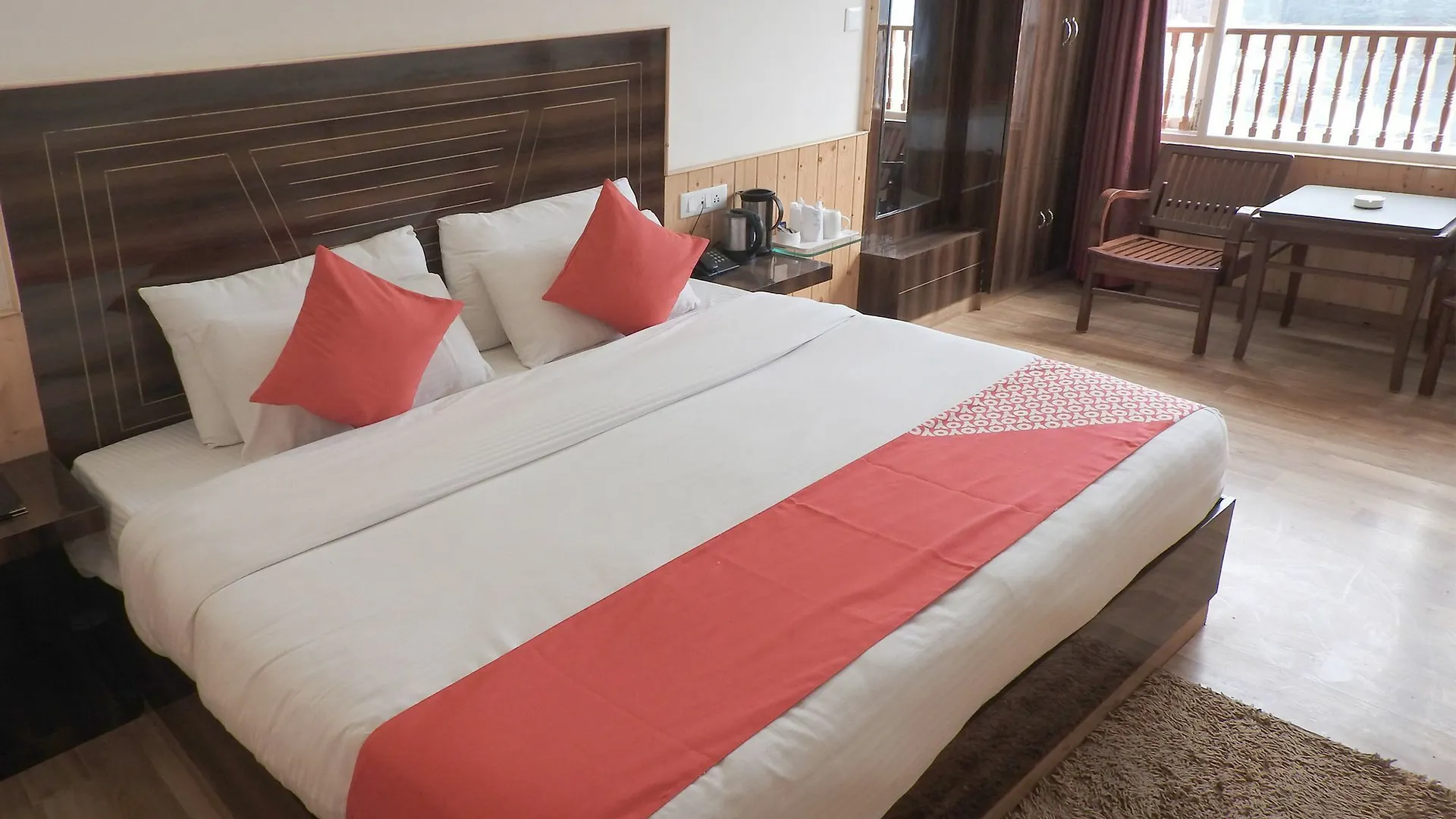 Oyo 8421 Flagship Hotel Seven Hills Shimla
